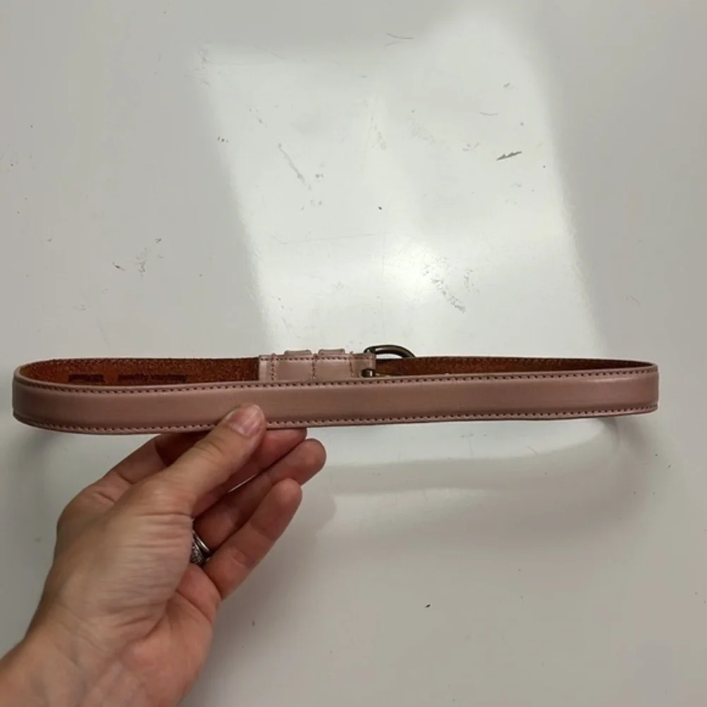 American Apparel leather belt sz XXS‎